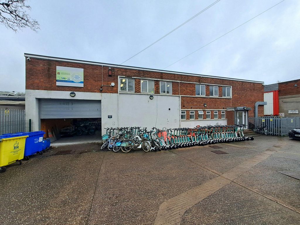 Property photo 1 of 10 1000019099.Jpg