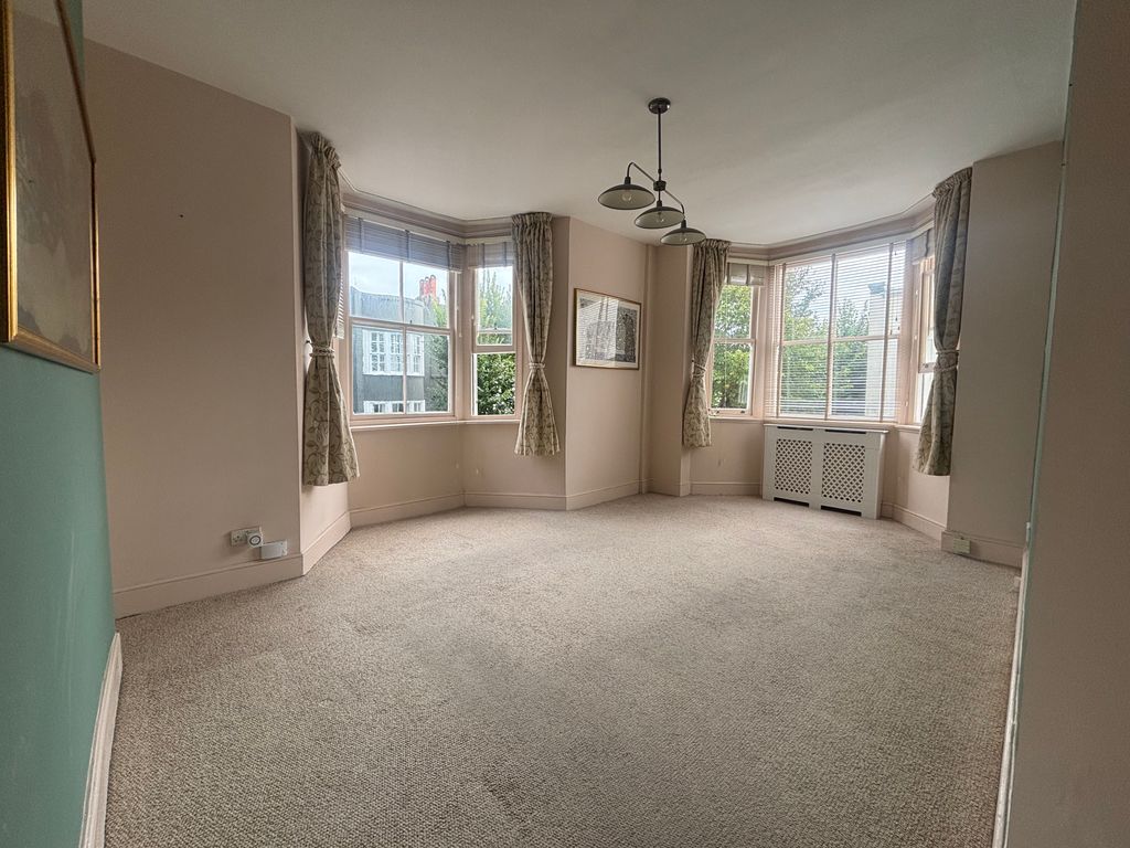 Property photo 1 of 11 Image