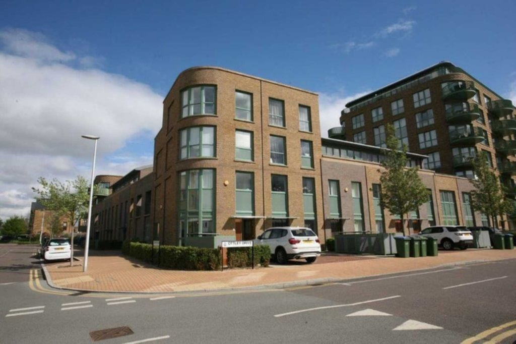 Property photo 2 of 15