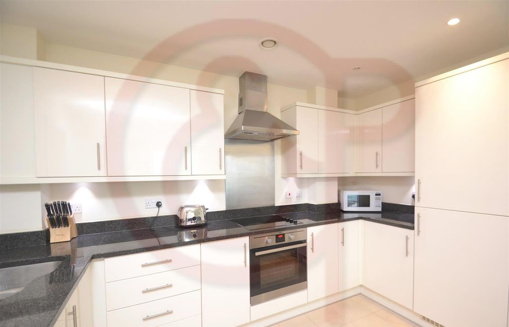Property photo 2 of 7 Kitchen.Jpg