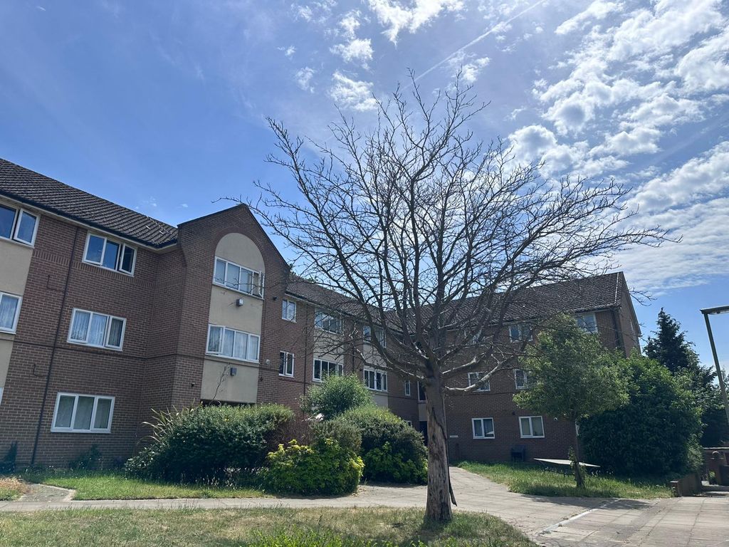 Property photo 1 of 10 1. Front Of Building