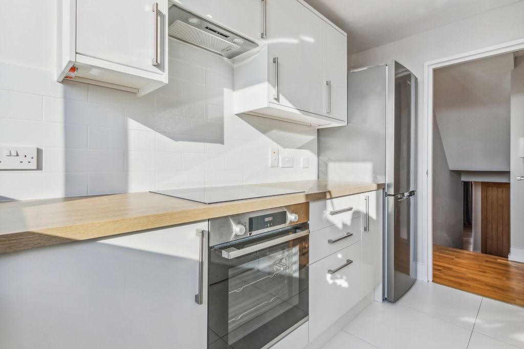Property photo 3 of 13 Kitchen