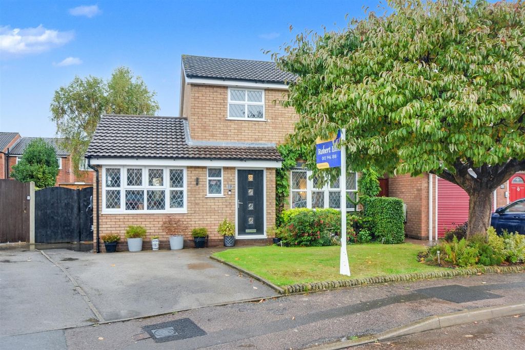 Property photo 1 of 29