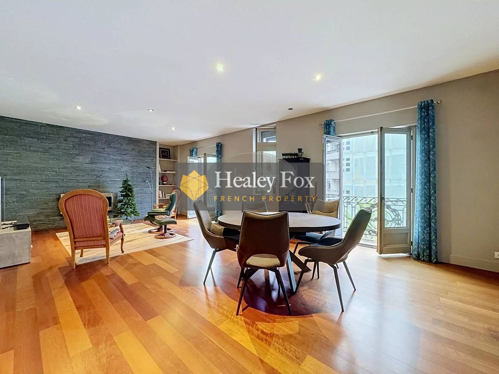 Property photo 2 of 17 6De2F1d4Cb3De46A647E97E79Fb1B9A4