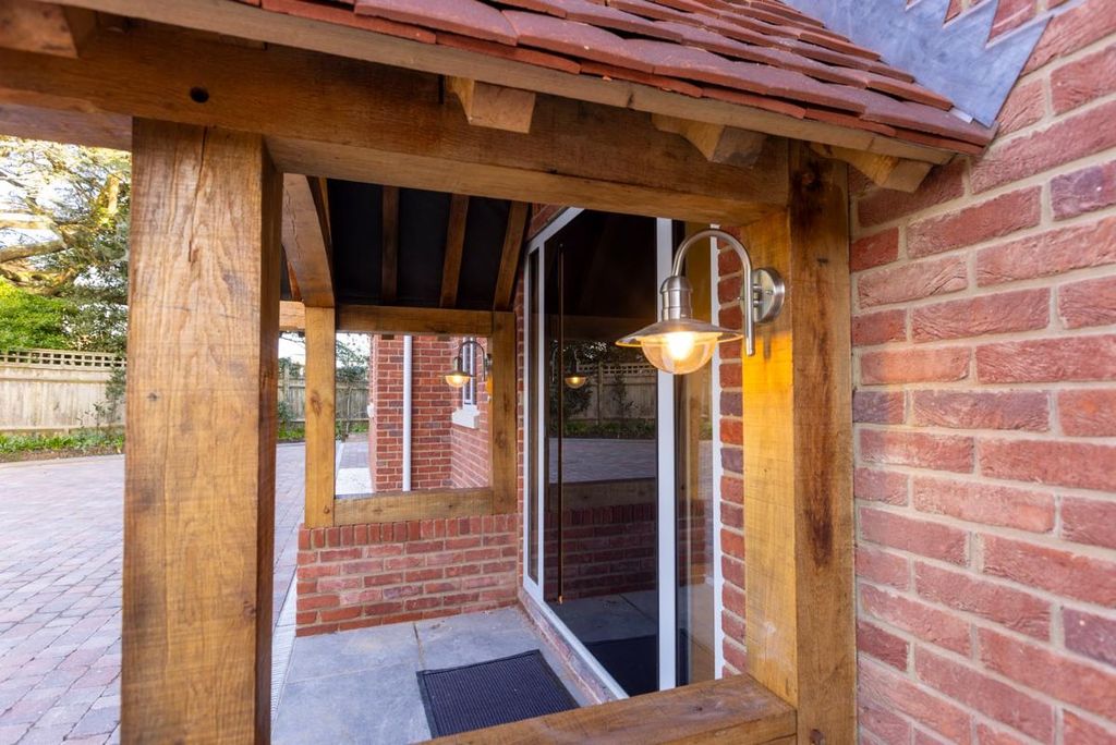 Property photo 2 of 49