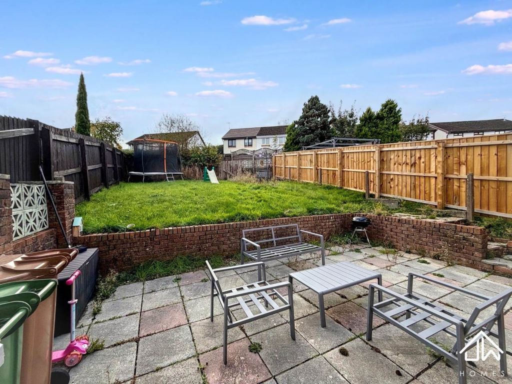 Property photo 3 of 11 Rear Garden