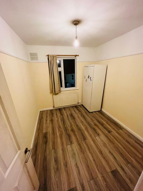 Property photo 2 of 5 Photo 2