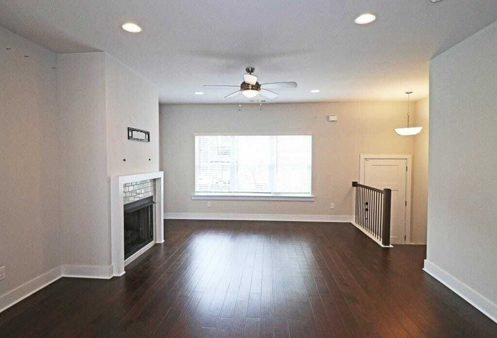 Property photo 2 of 30 <Alttext/>