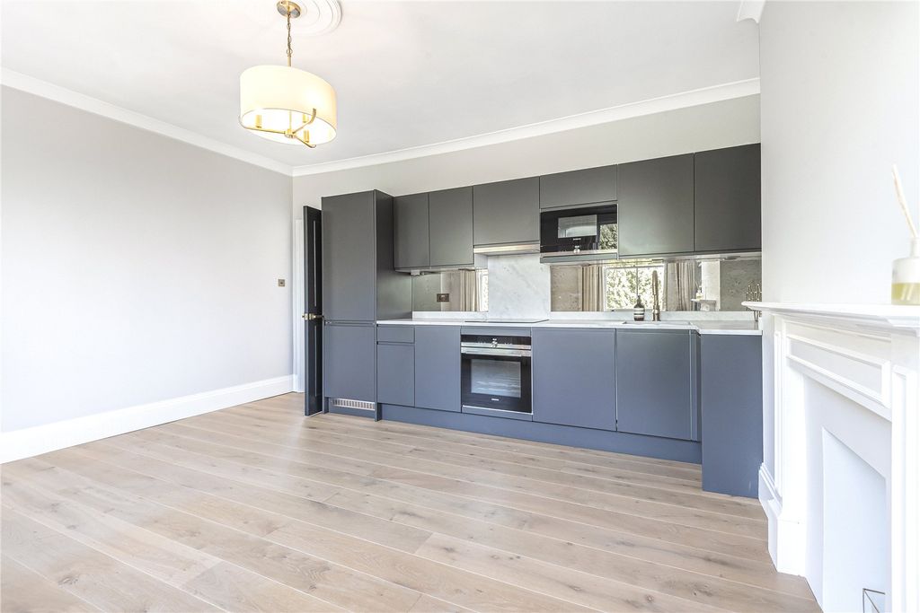 Property photo 3 of 15 Photo 19