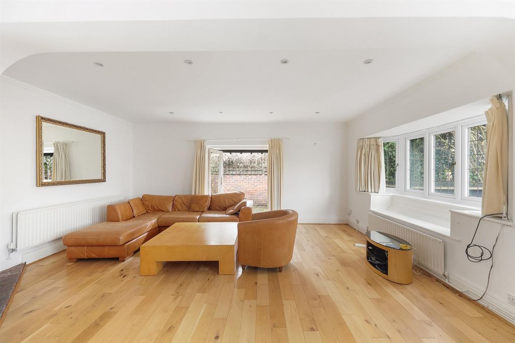 Property photo 2 of 26 9S4A9515.Edi.Jpg