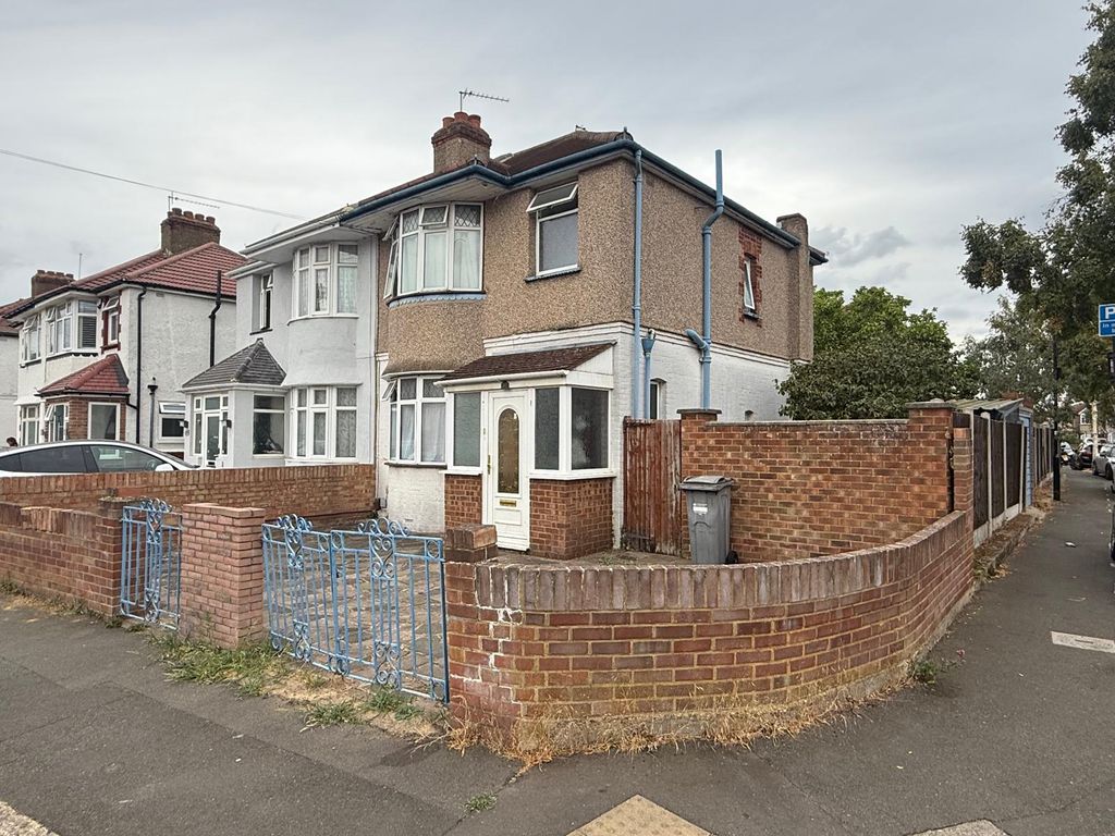 Property photo 1 of 13