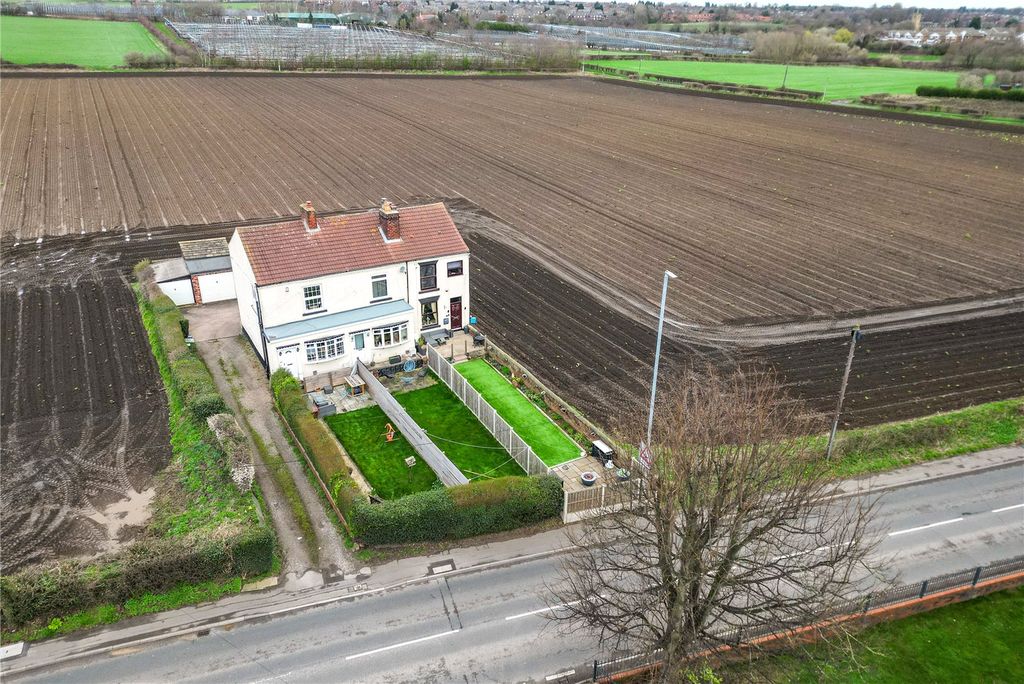 Property photo 2 of 27 Picture No. 08