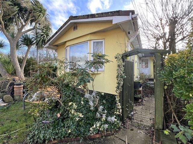 Property photo 1 of 10 Front View