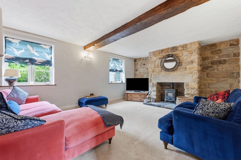 Property photo 3 of 53
