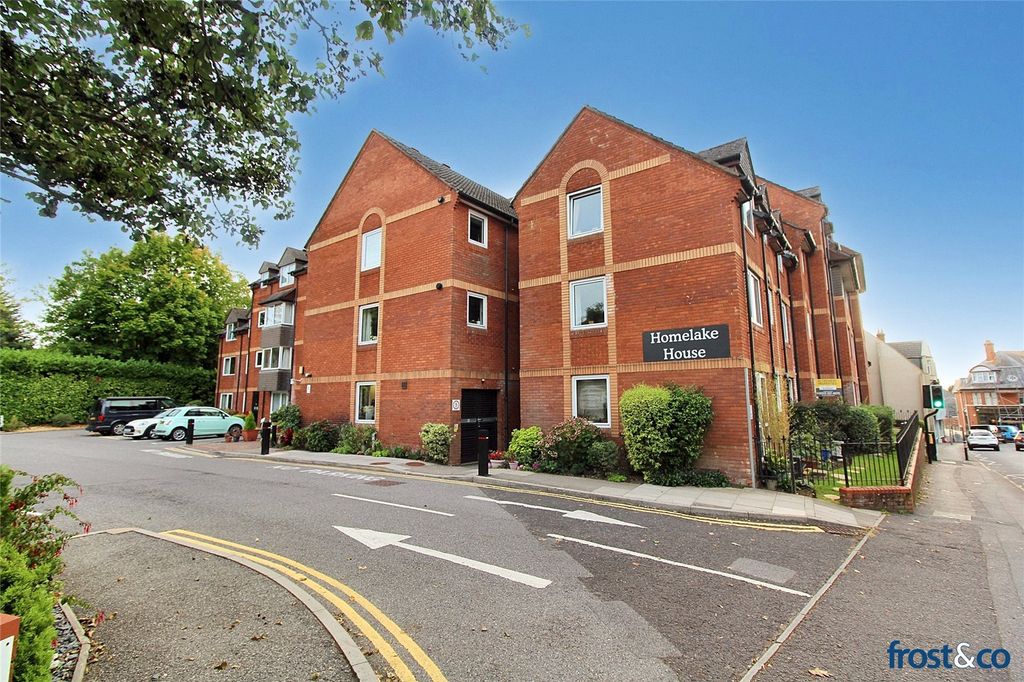 Property photo 1 of 12 Homelake House