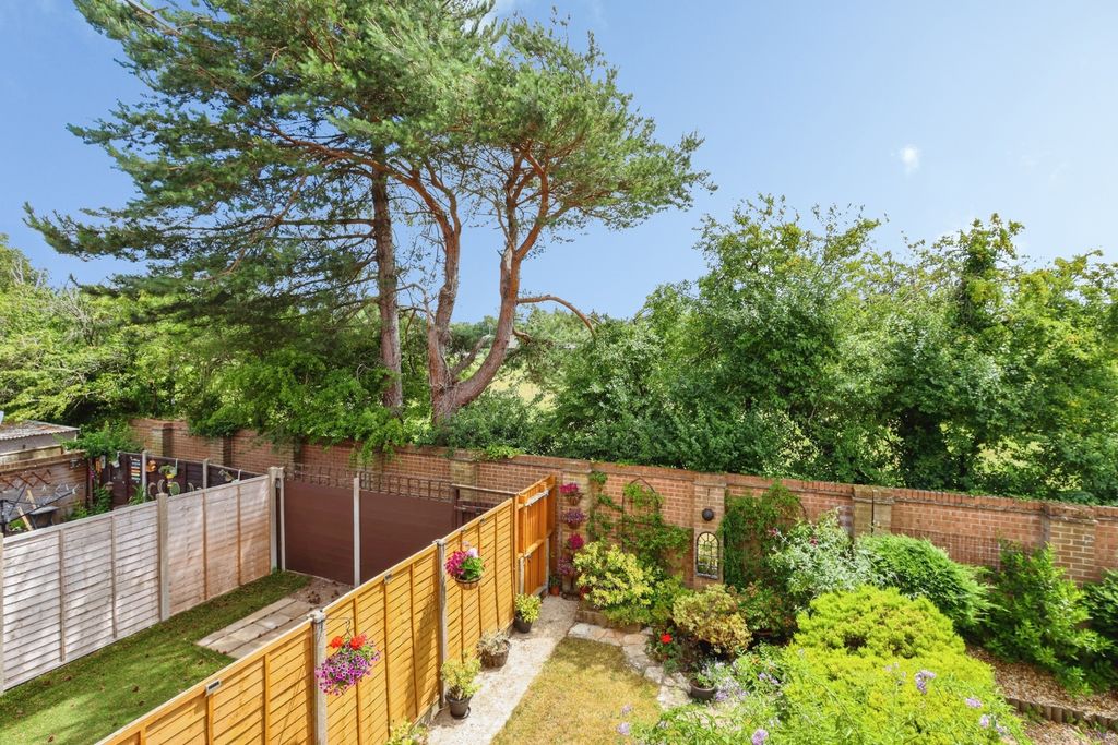 Property photo 2 of 15 Pbox-Img.Jpg