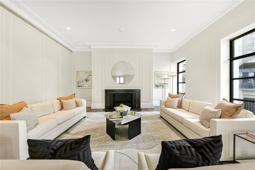 Property photo 3 of 24 Reception Room