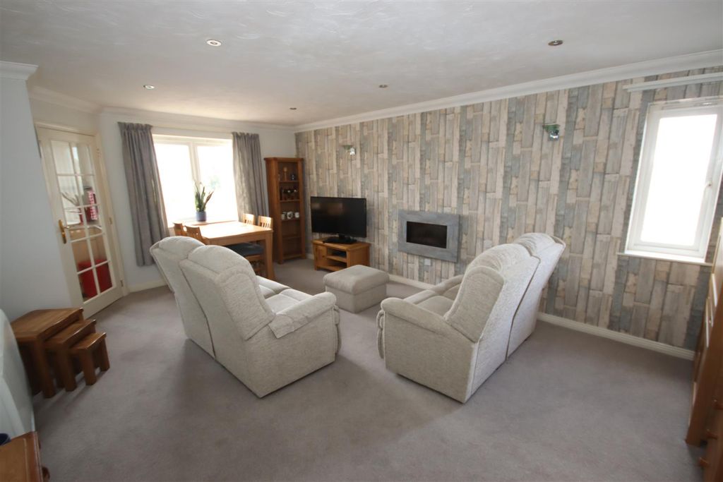 Property photo 2 of 9 Img_3292.Jpg