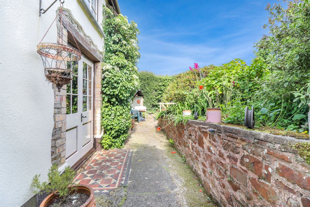 Property photo 3 of 15 3 - Picture No. 16