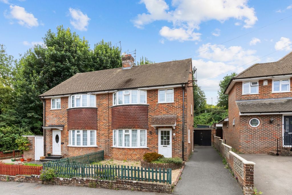 Property photo 1 of 12 4420500