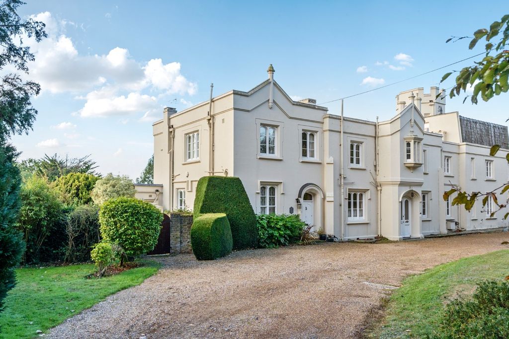 Property photo 1 of 24 Picture No. 01