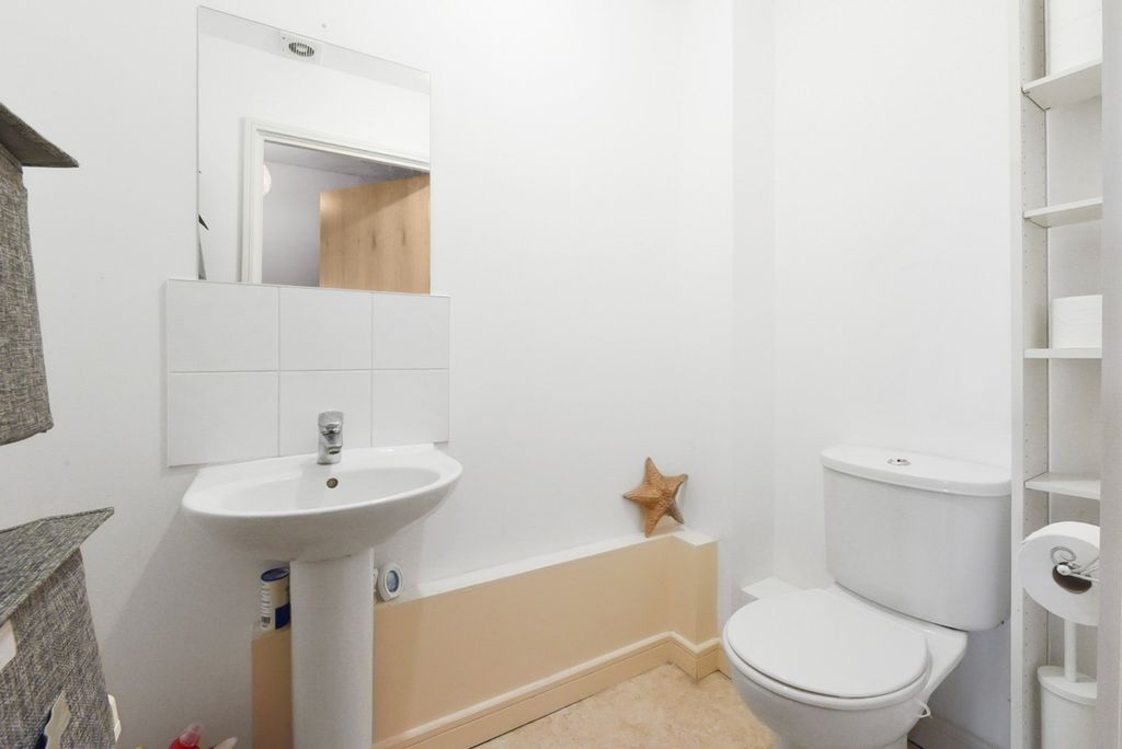 Property photo 2 of 20 4809241