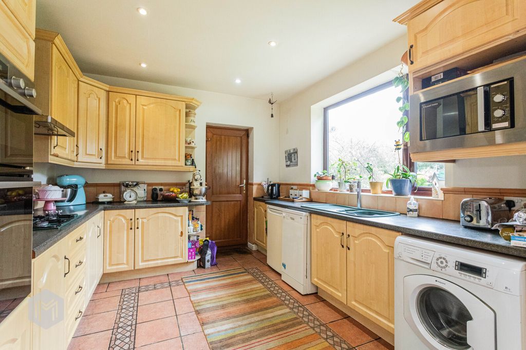 Property photo 3 of 21 Picture No. 20