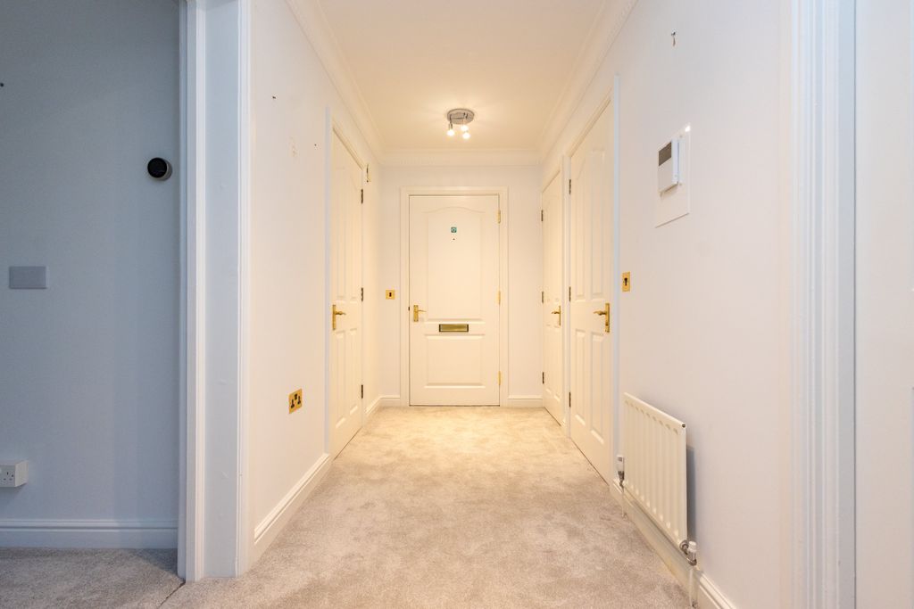 Property photo 2 of 10 20241210-_6M_2960
