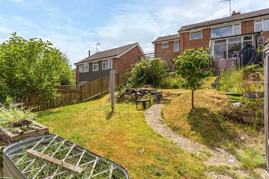 Property photo 2 of 19