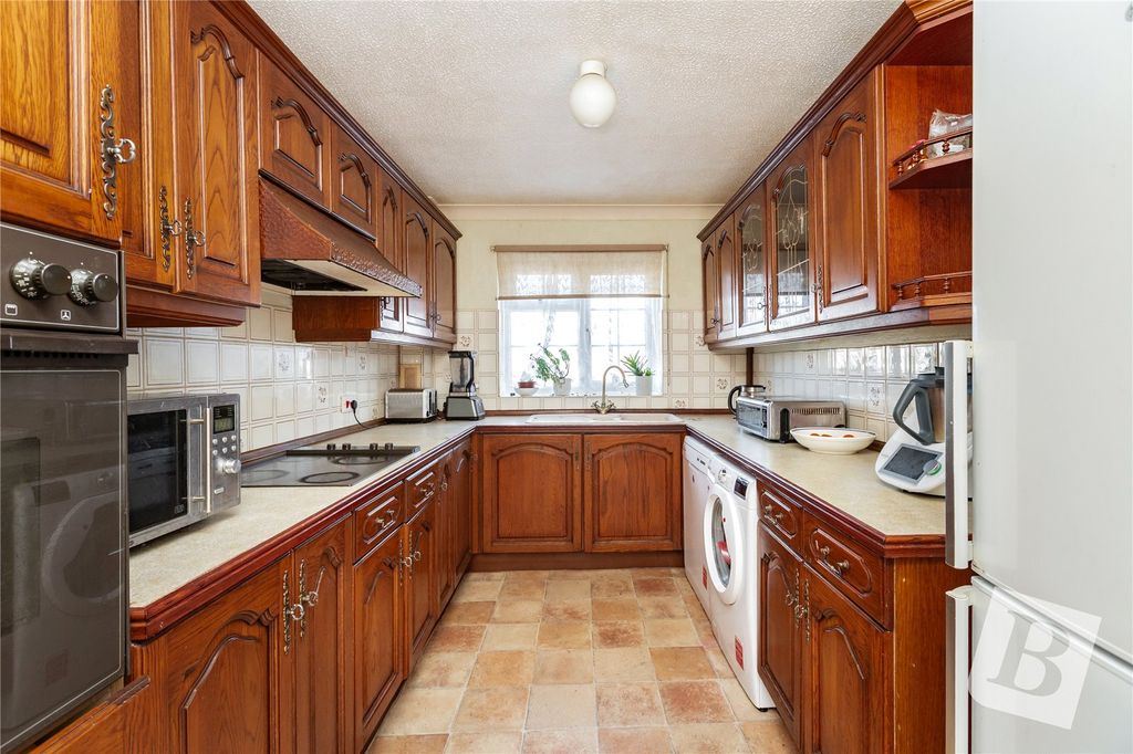 Property photo 2 of 14 Picture No. 13