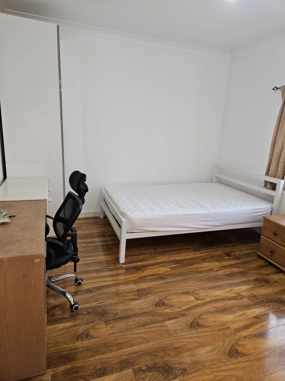 Property photo 2 of 4