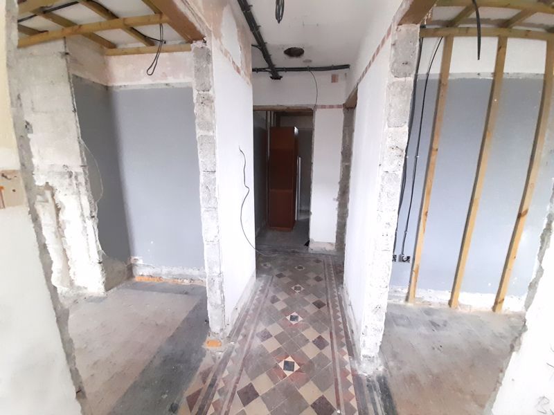 Property photo 3 of 15 Entrance Hall