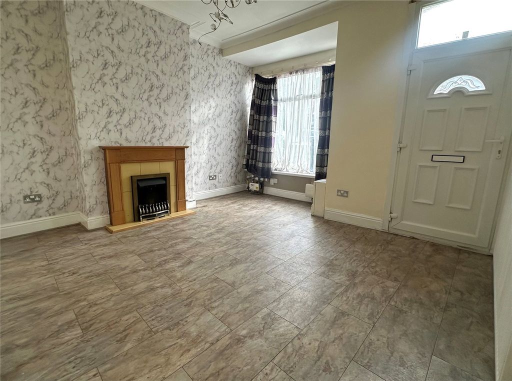 Property photo 2 of 16 Picture No. 02