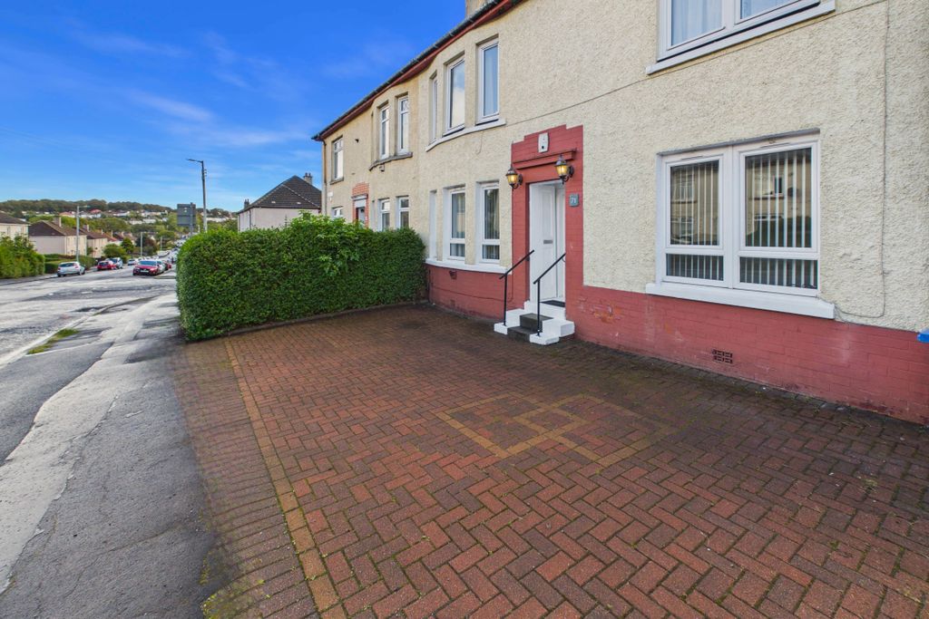 Property photo 1 of 10 External