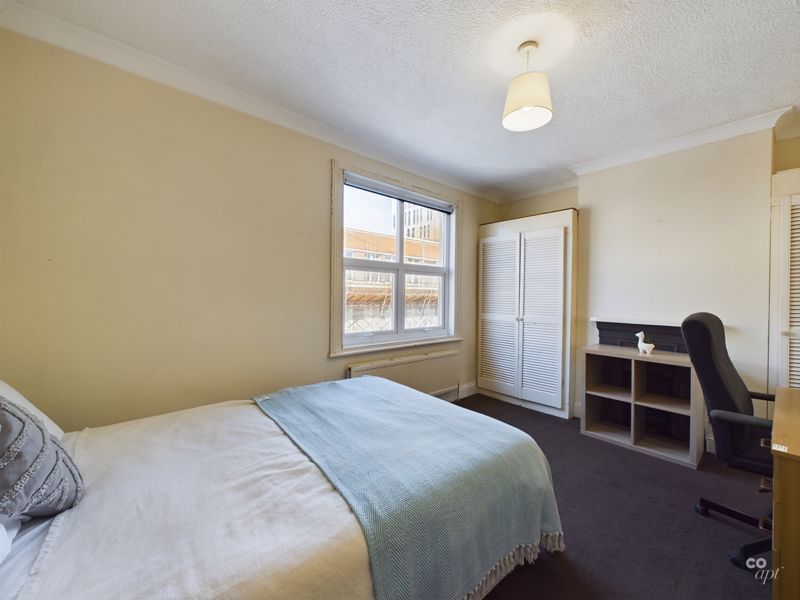 Property photo 3 of 9 Photo 16