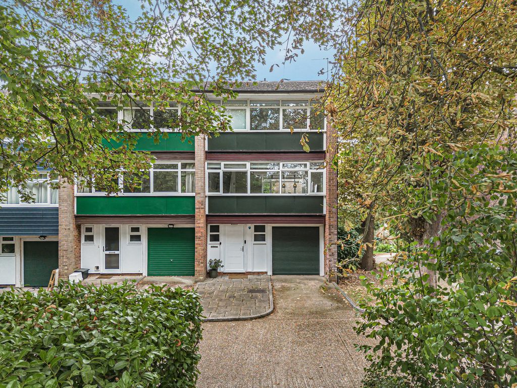 Property photo 1 of 21