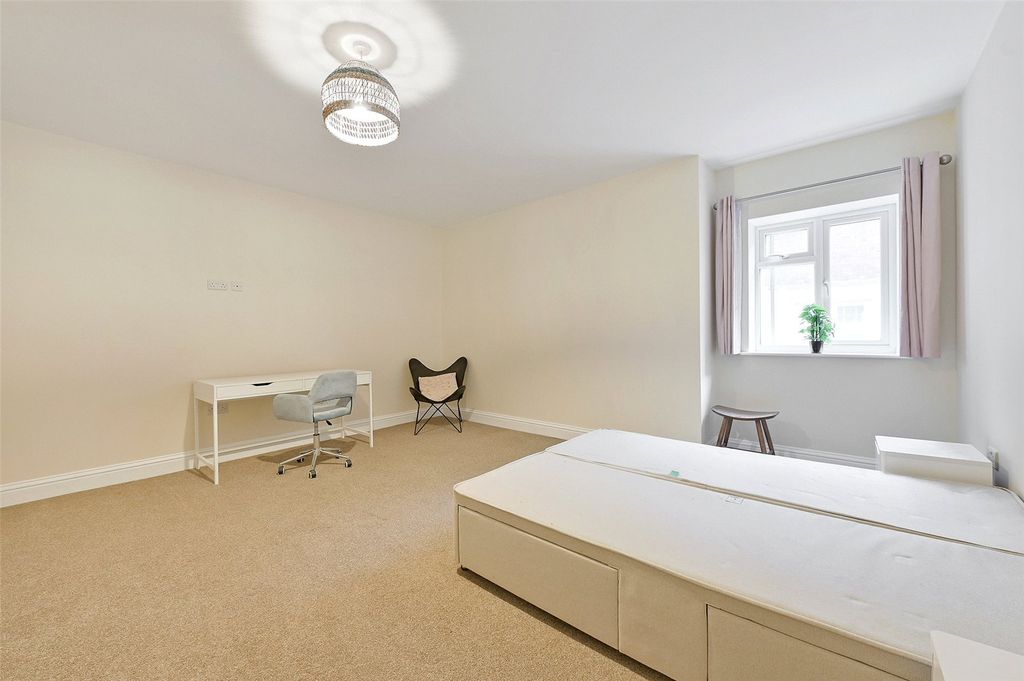 Property photo 3 of 4 Picture No. 03