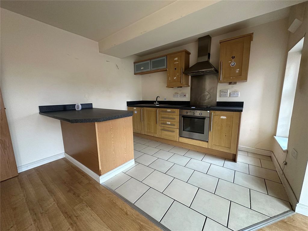 Property photo 2 of 8 Picture No. 01