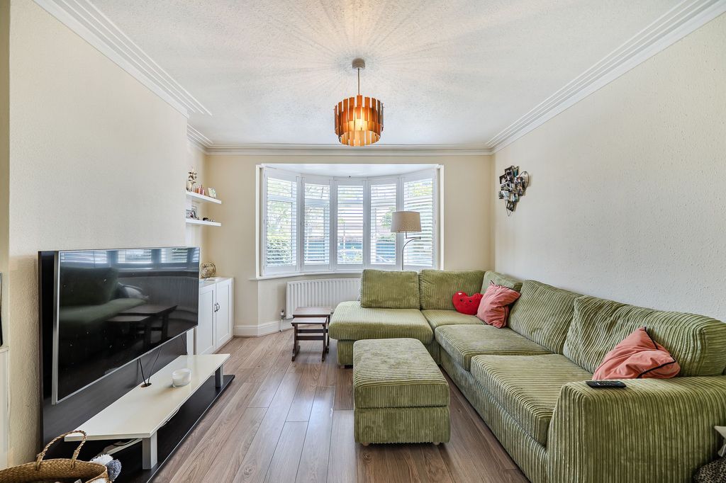 Property photo 2 of 16
