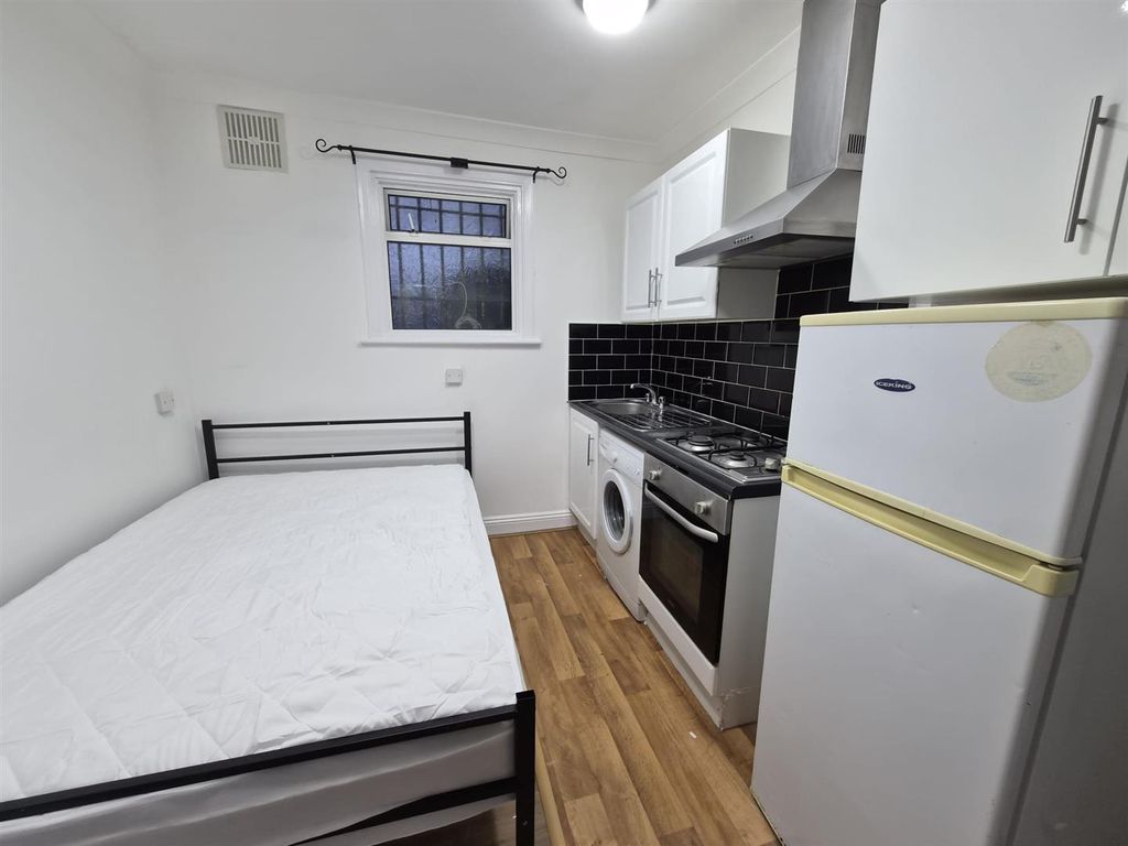 Property photo 2 of 3 Img-20251215-Wa0002.Jpg