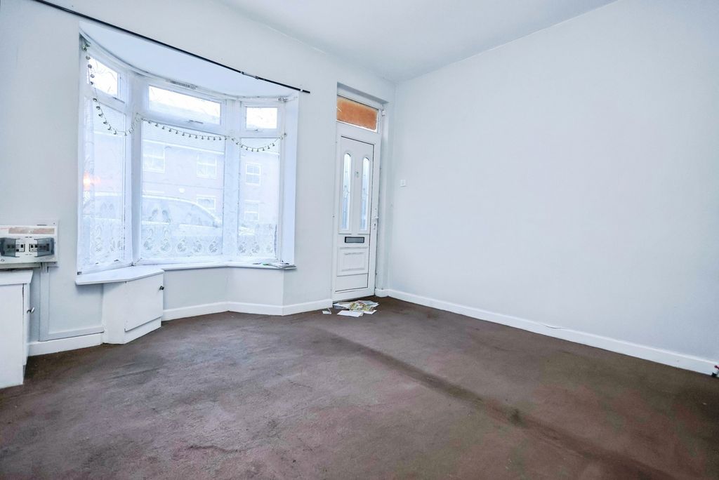 Property photo 2 of 13 Photo