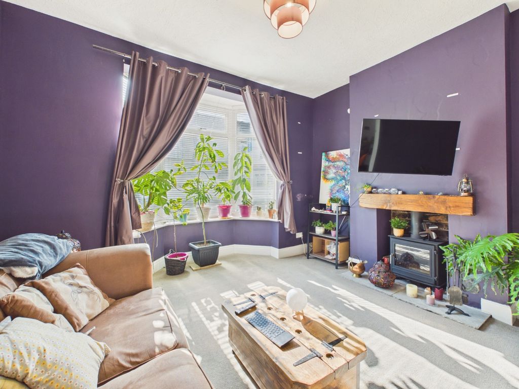 Property photo 2 of 15 5441824