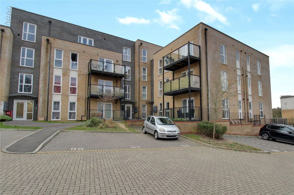 Property photo 1 of 9 Picture No. 11