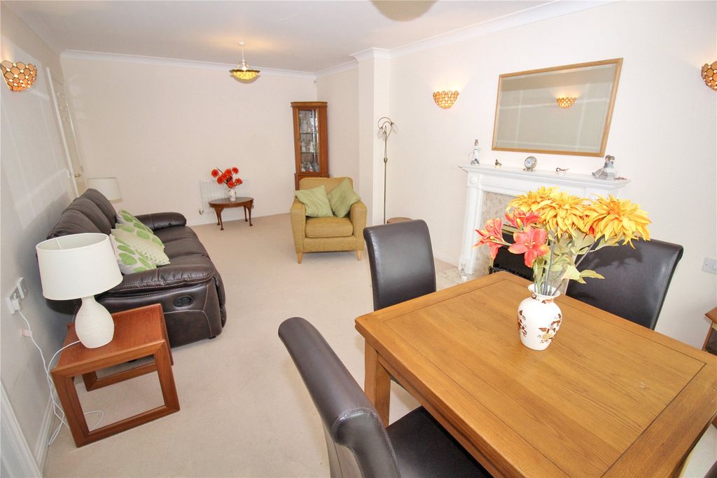 Property photo 3 of 10 Picture No. 11