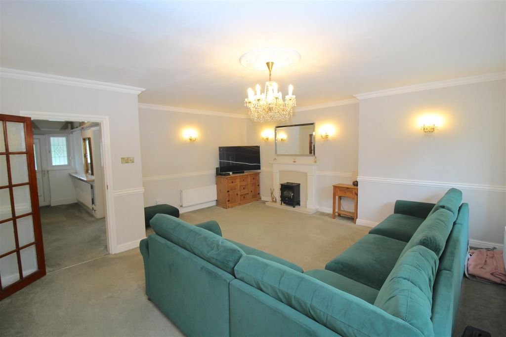 Property photo 3 of 16 Img_8192.Jpg
