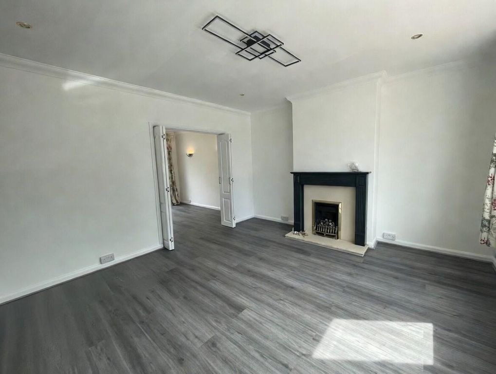 Property photo 3 of 14 133Bc98F-Ef35-43c6-9E15-Ae2B31522889.Jpg