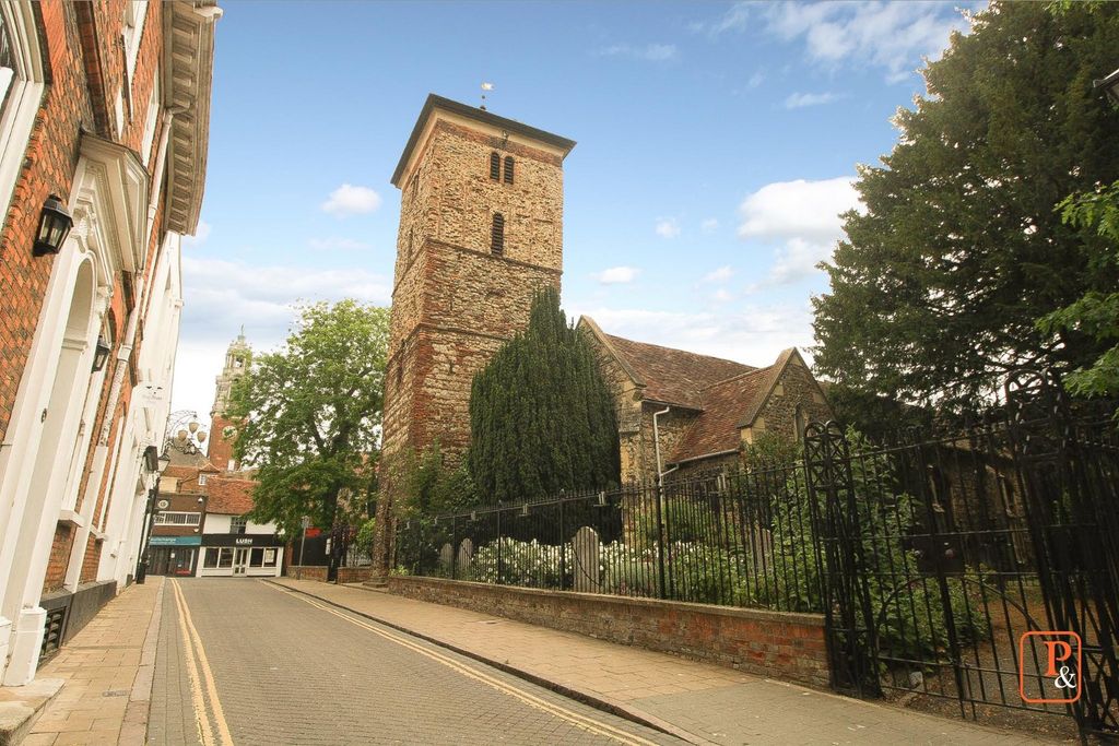 Property photo 1 of 8 Locale