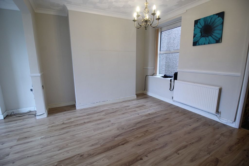 Property photo 3 of 18 Img_0116