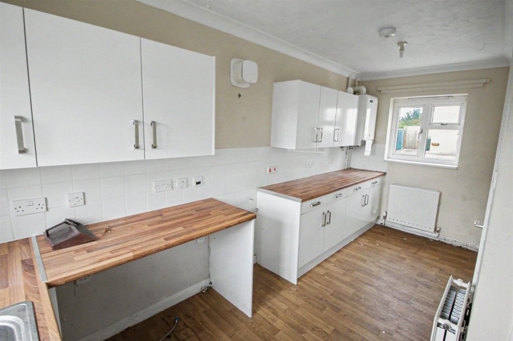 Property photo 3 of 5