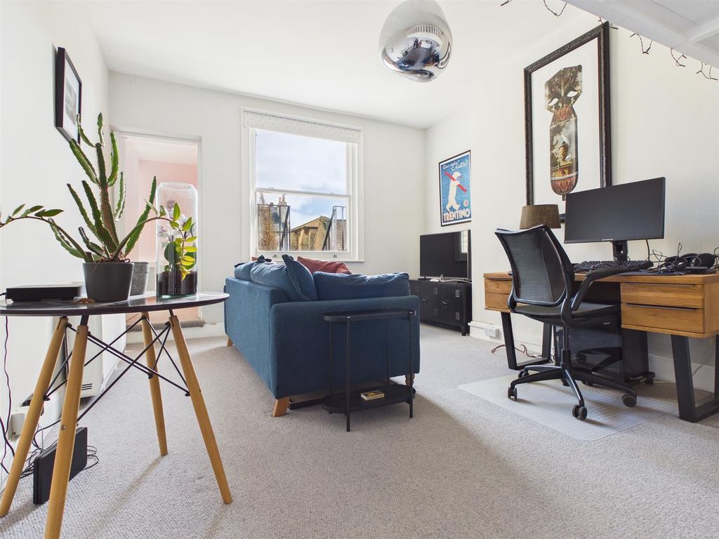 Property photo 1 of 7 Hlfhdhuna0Wni2Sry1P-Na.Jpg